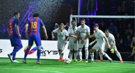 莱万拒绝千万年薪留巴塞罗那，忠诚捍卫欧冠梦想