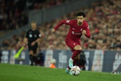 双线作战的考验：斯洛特如何带领利物浦迎接新挑战